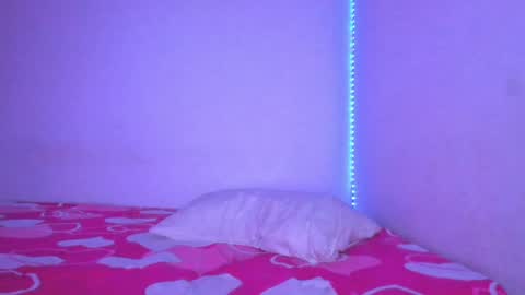 kim online show from 12-15-24, 03:13