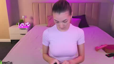 kimberlly_smith online show from 05-19-26, 12:16