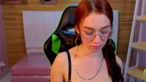 Kim online show from 12-13-25, 10:37