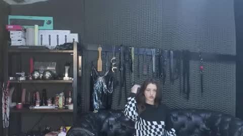  KIMBERLY SWAN  online show from 12-17-25, 12:38