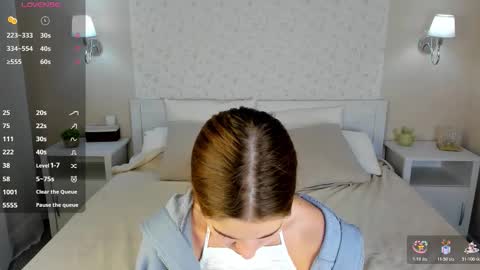 Jennifer online show from 10-23-25, 11:14