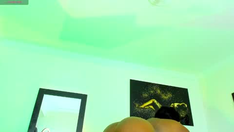 Kimberly Banks online show from 04-20-26, 08:10