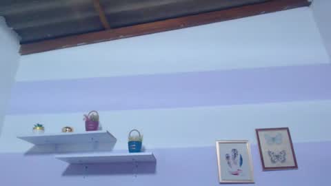 Kim  online show from 11-14-25, 06:06