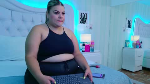 Snapshot of kimbrookss chatting on 11-13-25, 10:58 KimBrooks online show from 11-13-25, 10:58