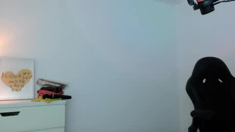 Snapshot of kimcandy_ chatting on 05-06-26, 01:14 CAMI online show from 05-06-26, 01:14