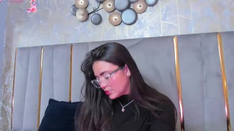  KIM  online show from 02-28-25, 02:42