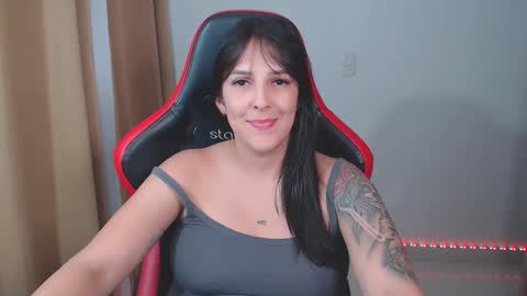 Snapshot of kimflexible_ chatting on 02-02-25, 10:17 Kim 3 online show from 02-02-25, 10:17