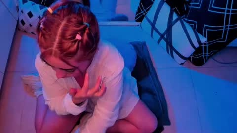 Snapshot of kimica_ chatting on 03-16-26, 03:45 kendall online show from 03-16-26, 03:45