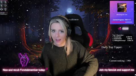 Wolfs Girl online show from 12-17-24, 11:05