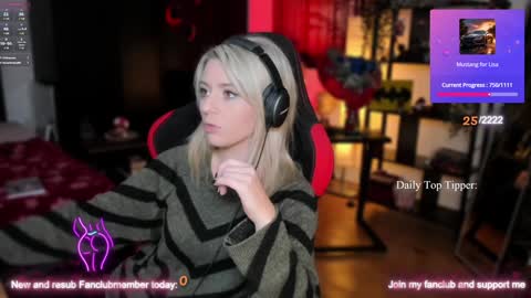 Wolfs Girl online show from 12-18-24, 11:40