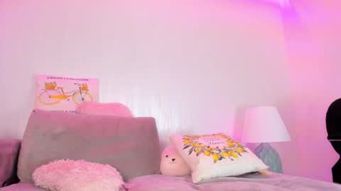 Natalie online show from 03-21-26, 05:23