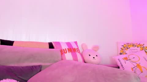 Natalie online show from 04-14-26, 04:29