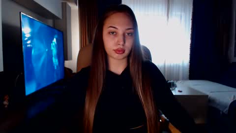 Kim Lee  online show from 01-07-25, 01:24