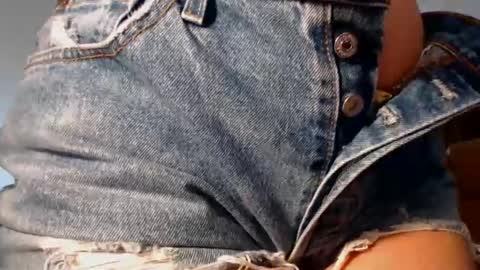 Kim Lee  online show from 03-07-25, 02:23