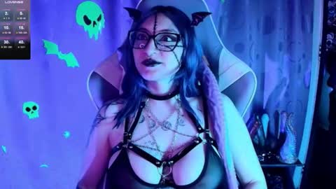   online show from 11-25-25, 02:17