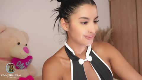 Kim  online show from 04-03-26, 01:58