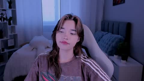 kimm wong online show from 06-10-26, 03:18