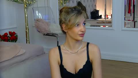 Snapshot of kimmdaviss chatting on 05-20-26, 07:25 kimmdaviss online show from 05-20-26, 07:25