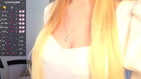  Your Kimmie  follow me  online show from 12-24-24, 05:02