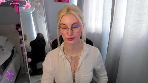 kimmy1_powell online show from 06-17-26, 08:50