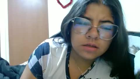 Kimmy online show from 11-28-25, 03:14