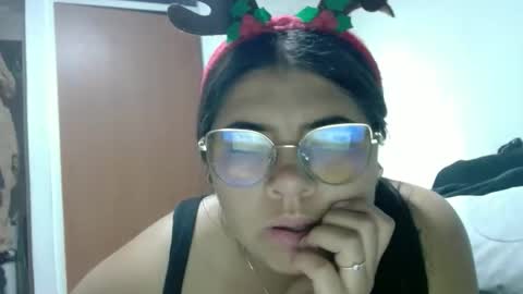Kimmy online show from 12-17-25, 03:45