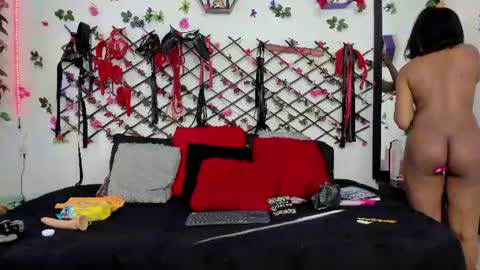 Snapshot of kimmy_woold chatting on 06-20-26, 01:25 kimmy_woold online show from 06-20-26, 01:25