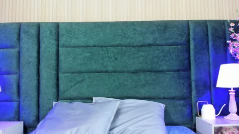 Snapshot of kimwexlerr_ chatting on 03-11-26, 01:17 Kim online show from 03-11-26, 01:17