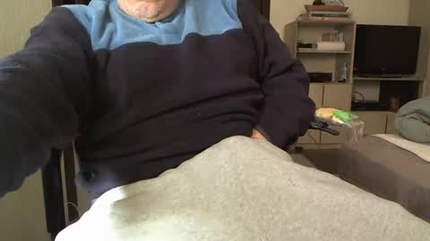 kinchan069 online show from 01-06-25, 12:37