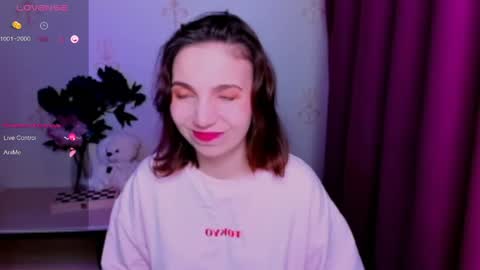 Hazel online show from 04-26-26, 11:13