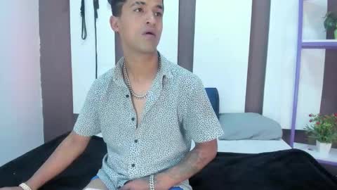 NIKKY AND MAIK online show from 02-05-26, 03:22