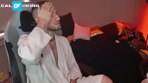 Snapshot of king_cal_ chatting on 03-07-25, 04:44 king_cal_ online show from 03-07-25, 04:44