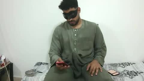 Snapshot of king_of_arabians chatting on 05-31-26, 06:09 king_of_arabians online show from 05-31-26, 06:09