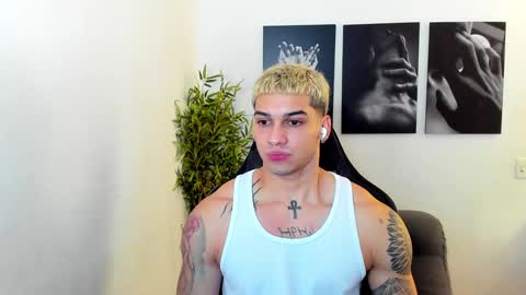 Snapshot of king_of_kings__ chatting on 12-02-24, 01:47 king_of_kings__ online show from 12-02-24, 01:47