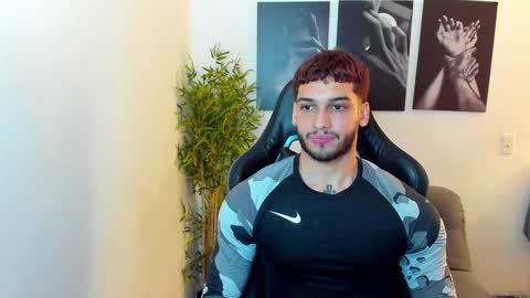 Snapshot of king_of_kings__ chatting on 01-06-25, 06:52 king_of_kings__ online show from 01-06-25, 06:52