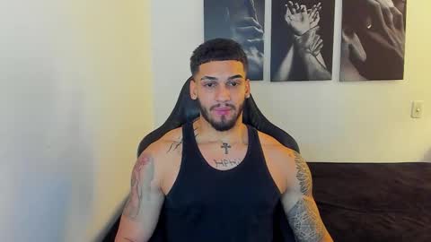 Snapshot of king_of_kings__ chatting on 10-26-25, 01:22 king_of_kings__ online show from 10-26-25, 01:22