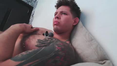 Snapshot of king_russo chatting on 01-20-25, 05:06 king_russo online show from 01-20-25, 05:06