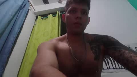 Snapshot of king_russo chatting on 10-19-25, 07:42 king_russo online show from 10-19-25, 07:42