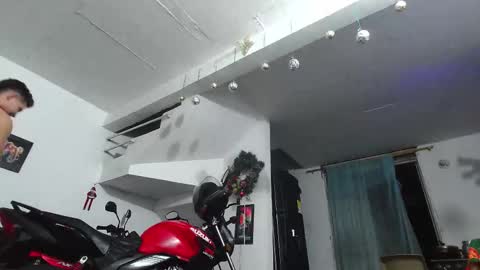 king_russo online show from 12-18-25, 02:39