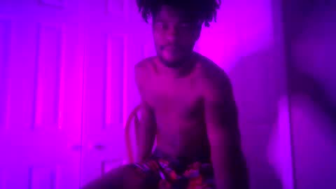 King Almighty01 online show from 10-28-25, 09:13