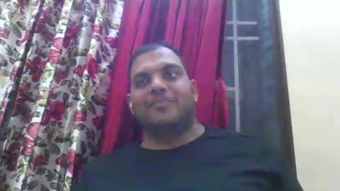 kingalpines1 online show from 02-10-26, 04:11