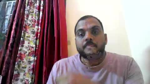 Snapshot of kingalpines1 chatting on 07-08-26, 05:50 kingalpines1 online show from 07-08-26, 05:50