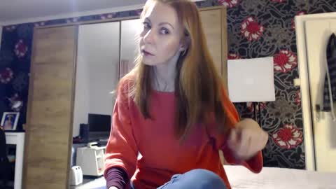 Snapshot of kingandprincess chatting on 01-19-25, 05:28 sexysexyhotwetpinkredpussy online show from 01-19-25, 05:28