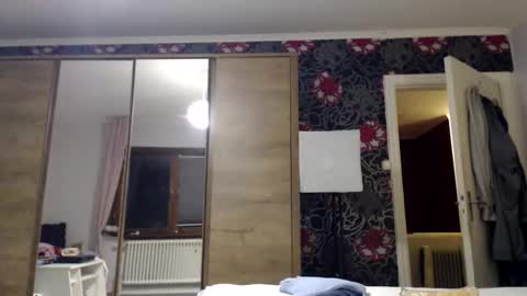 Snapshot of kingandprincess chatting on 09-20-25, 07:59 sexysexyhotwetpinkredpussy online show from 09-20-25, 07:59