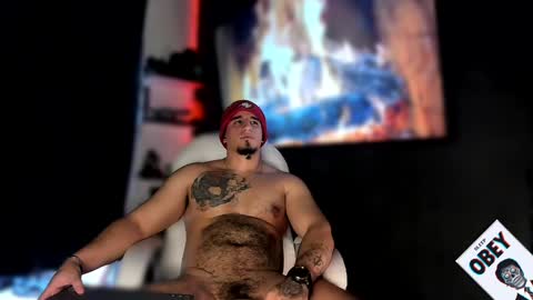 Snapshot of kingbear777 chatting on 02-03-25, 02:55 King Bear online show from 02-03-25, 02:55