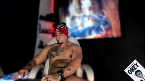 Snapshot of kingbear777 chatting on 02-08-25, 06:43 King Bear online show from 02-08-25, 06:43