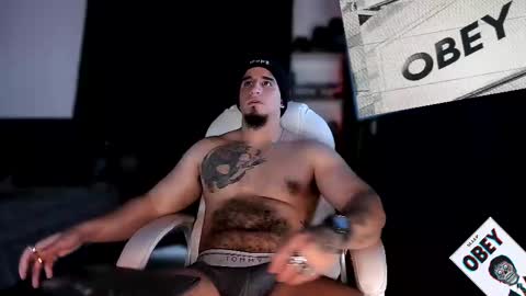 Snapshot of kingbear777 chatting on 02-16-25, 11:05 King Bear online show from 02-16-25, 11:05