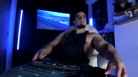 Snapshot of kingbear777 chatting on 09-15-25, 11:27 King Bear online show from 09-15-25, 11:27