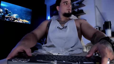 Snapshot of kingbear777 chatting on 09-22-25, 11:18 King Bear online show from 09-22-25, 11:18