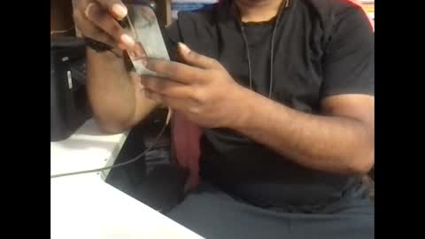 kingcobra_08 online show from 04-07-26, 02:45